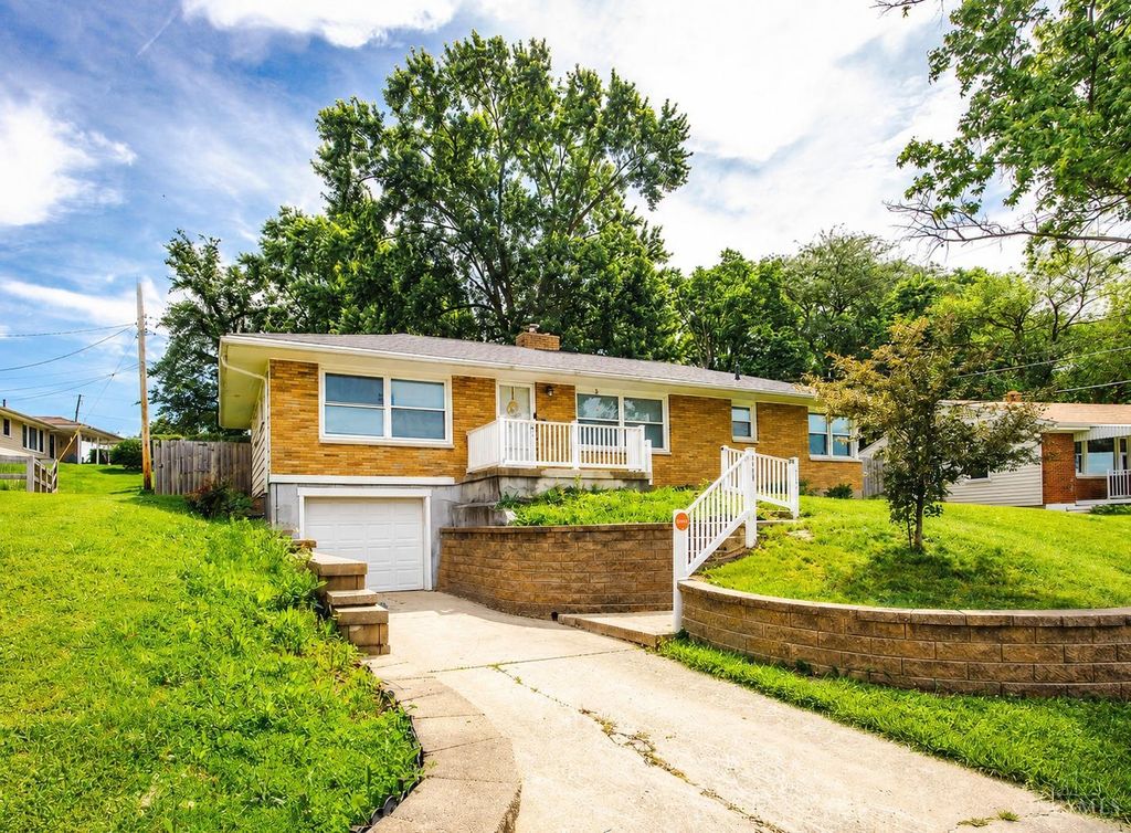 1210 Clovernook Drive, Hamilton, OH 45013