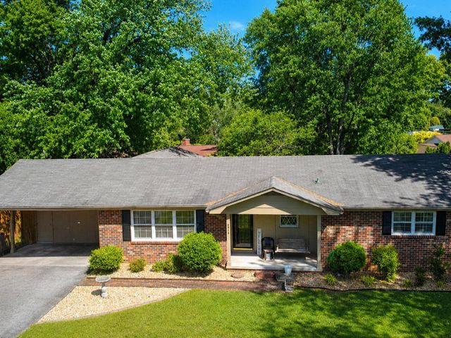3910 Sycamore Drive NW, Cleveland, TN 37312