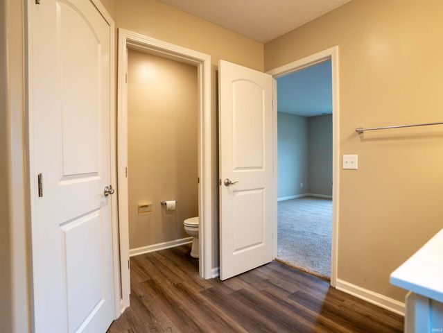 4922 Hammock Drive, Fort Wayne, IN 46818