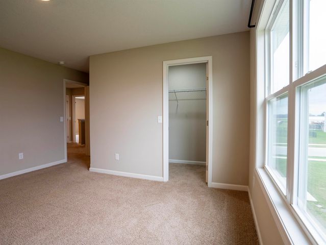 4922 Hammock Drive, Fort Wayne, IN 46818