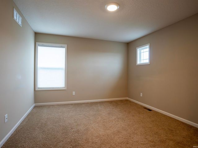 4922 Hammock Drive, Fort Wayne, IN 46818