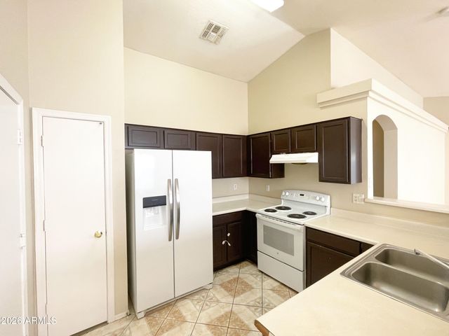 8930 W Catalina Drive, Phoenix, AZ 85037