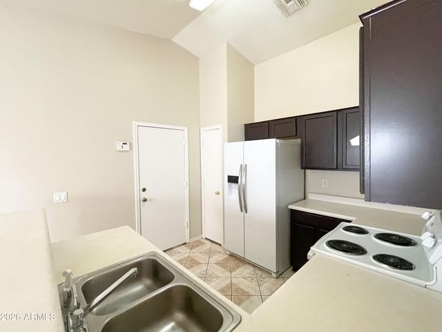 8930 W Catalina Drive, Phoenix, AZ 85037