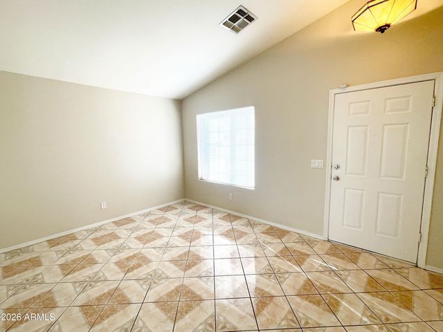 8930 W Catalina Drive, Phoenix, AZ 85037