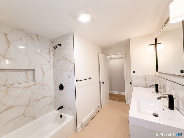 33 Forest Avenue, Groton, CT 06355