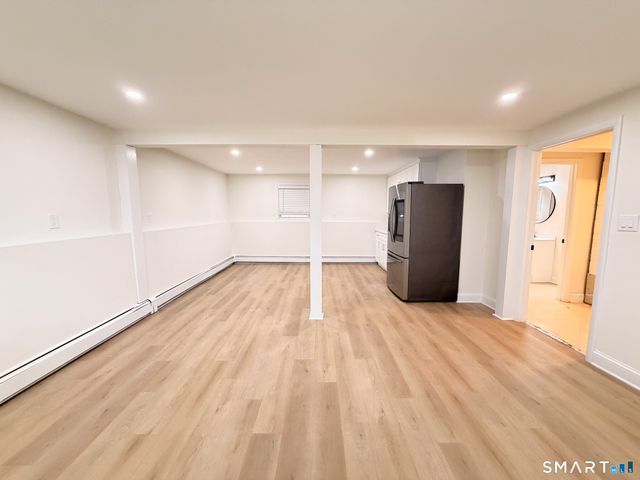 33 Forest Avenue, Groton, CT 06355