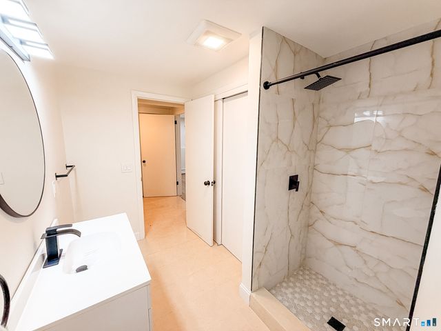 33 Forest Avenue, Groton, CT 06355