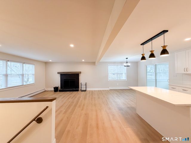 33 Forest Avenue, Groton, CT 06355