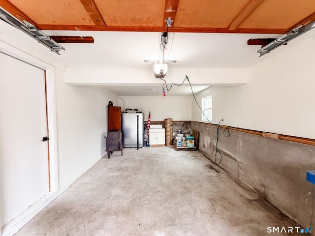 33 Forest Avenue, Groton, CT 06355