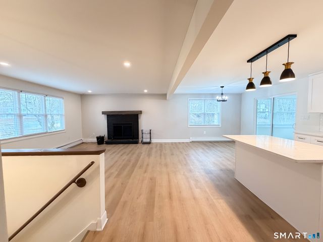 33 Forest Avenue, Groton, CT 06355