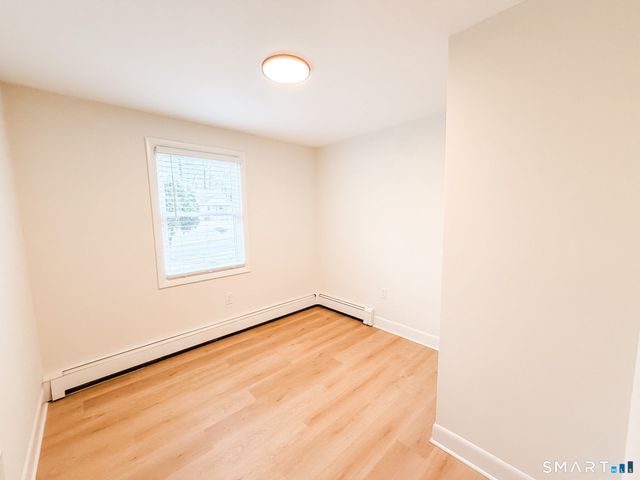 33 Forest Avenue, Groton, CT 06355