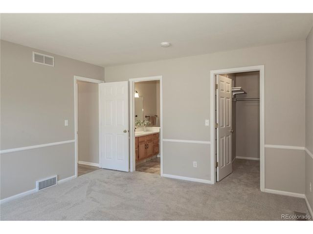 1437 Elmhurst Ln, Longmont, CO 80503