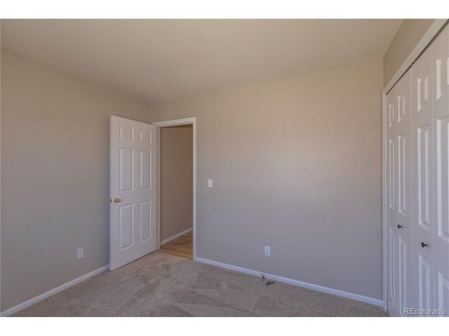 1437 Elmhurst Ln, Longmont, CO 80503