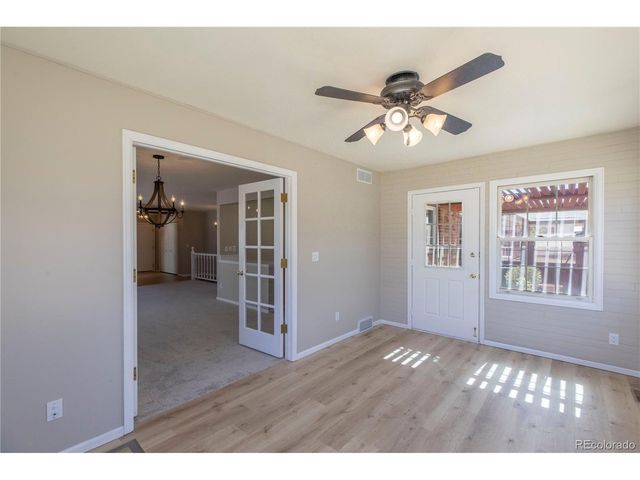 1437 Elmhurst Ln, Longmont, CO 80503