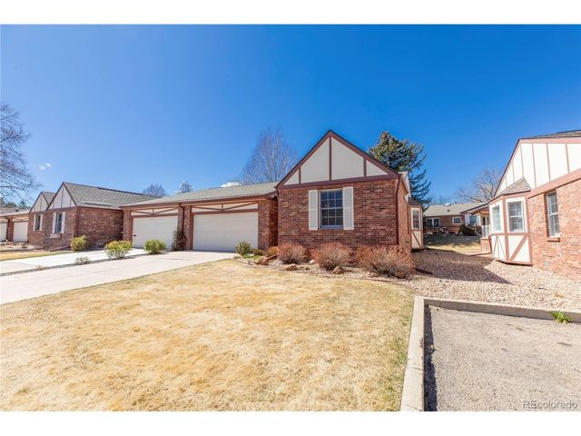 1437 Elmhurst Ln, Longmont, CO 80503