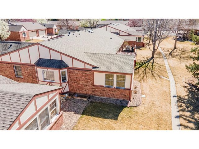 1437 Elmhurst Ln, Longmont, CO 80503