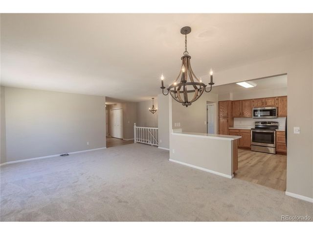 1437 Elmhurst Ln, Longmont, CO 80503