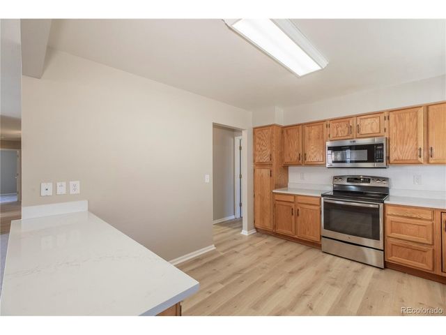 1437 Elmhurst Ln, Longmont, CO 80503