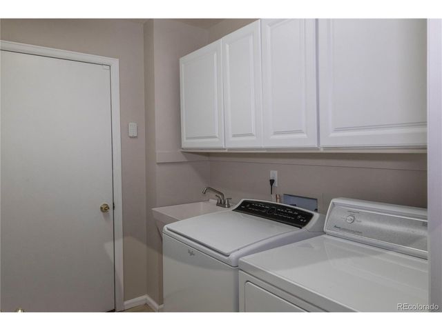 1437 Elmhurst Ln, Longmont, CO 80503