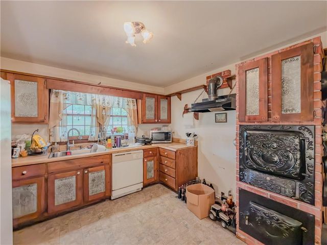 2960 Greenvalley Road, Snellville, GA 30078