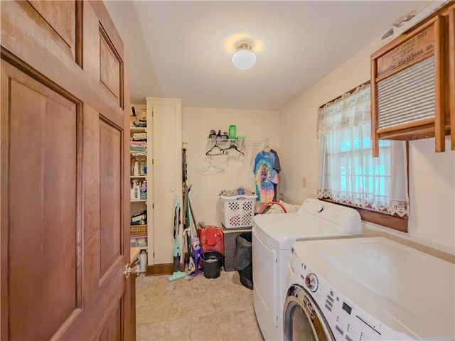 2960 Greenvalley Road, Snellville, GA 30078