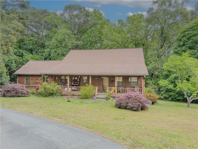 2960 Greenvalley Road, Snellville, GA 30078