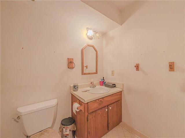 2960 Greenvalley Road, Snellville, GA 30078