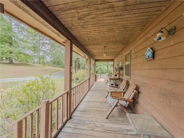 2960 Greenvalley Road, Snellville, GA 30078