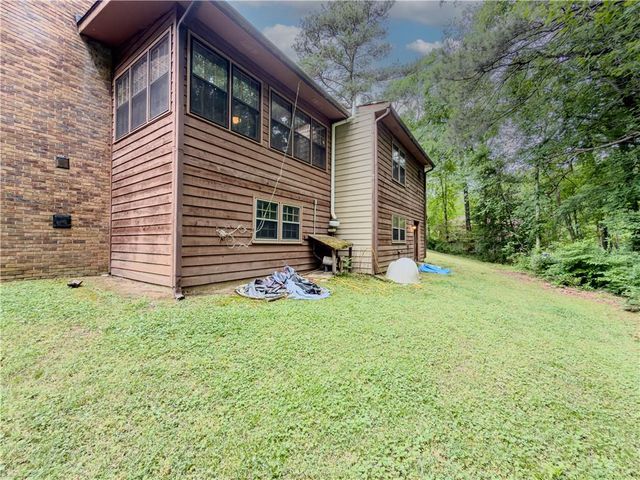 2960 Greenvalley Road, Snellville, GA 30078