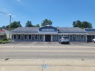 260 S 1st Street 5, Zionsville, IN 46077