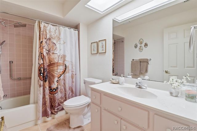 685 W Colbert Court, Beverly Hills, FL 34465