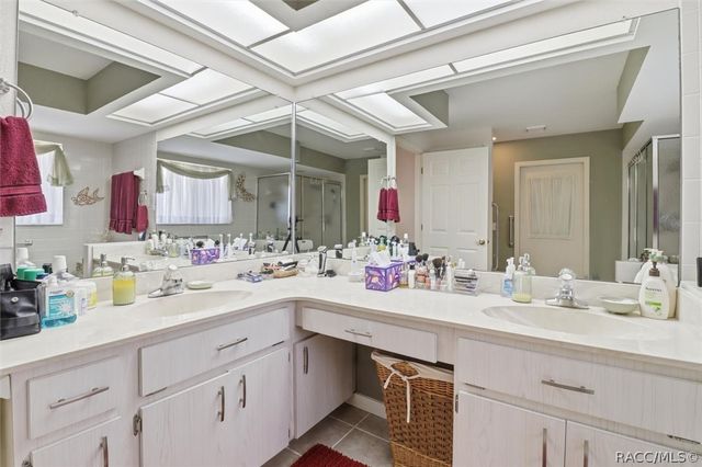 685 W Colbert Court, Beverly Hills, FL 34465