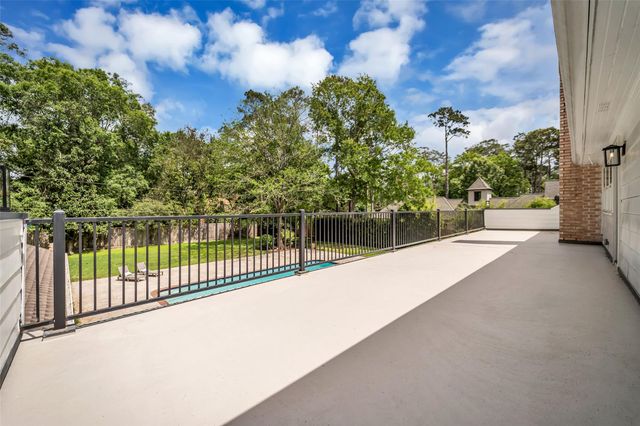 11314 S Williamsburg Drive, Piney Point Village, TX 77024