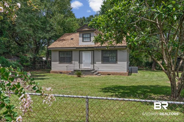 8460 Lake Tahoe Drive, Theodore, AL 36582