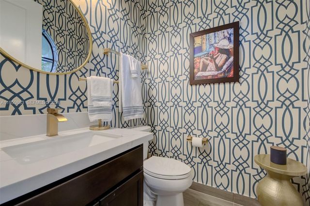 3338 W 97th Ter, Hialeah, FL 33018