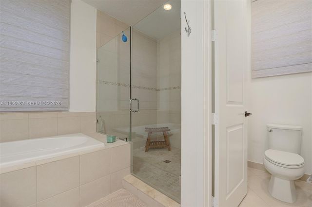 3338 W 97th Ter, Hialeah, FL 33018