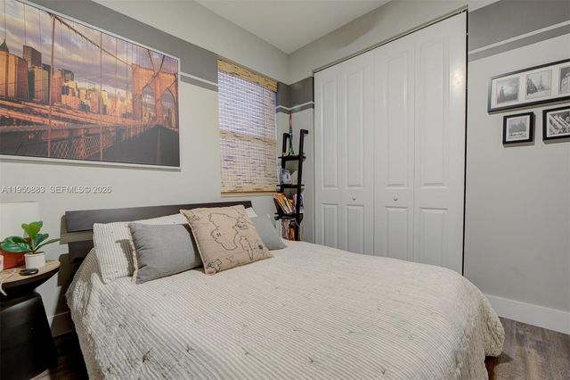 3338 W 97th Ter, Hialeah, FL 33018