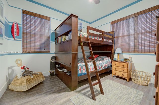 3338 W 97th Ter, Hialeah, FL 33018