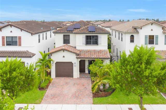 3338 W 97th Ter, Hialeah, FL 33018