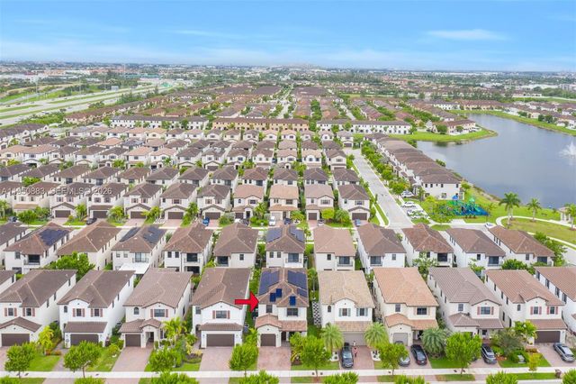 3338 W 97th Ter, Hialeah, FL 33018