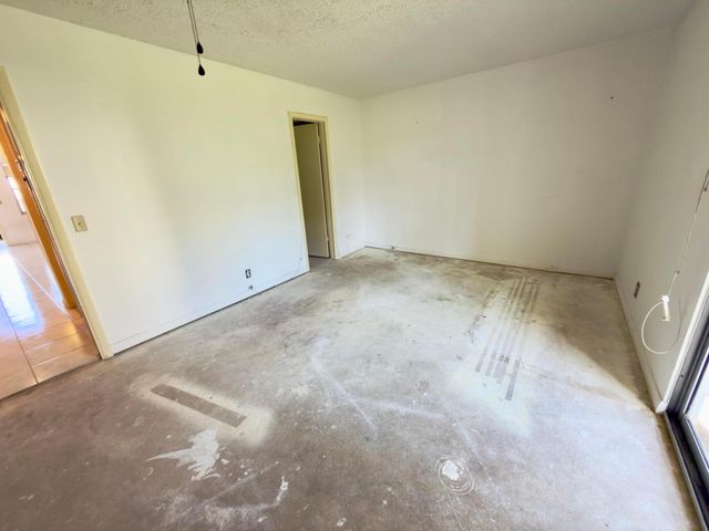 13 Dorset A, Boca Raton, FL 33434