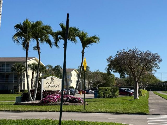 13 Dorset A, Boca Raton, FL 33434