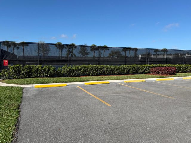 13 Dorset A, Boca Raton, FL 33434