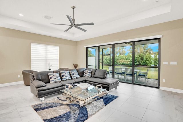 9802 Turning Bluff Lane, Boynton Beach, FL 33473