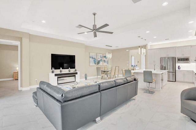 9802 Turning Bluff Lane, Boynton Beach, FL 33473