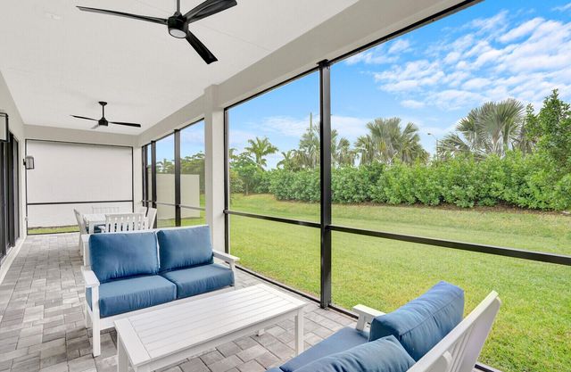 9802 Turning Bluff Lane, Boynton Beach, FL 33473