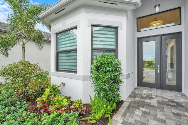 9802 Turning Bluff Lane, Boynton Beach, FL 33473