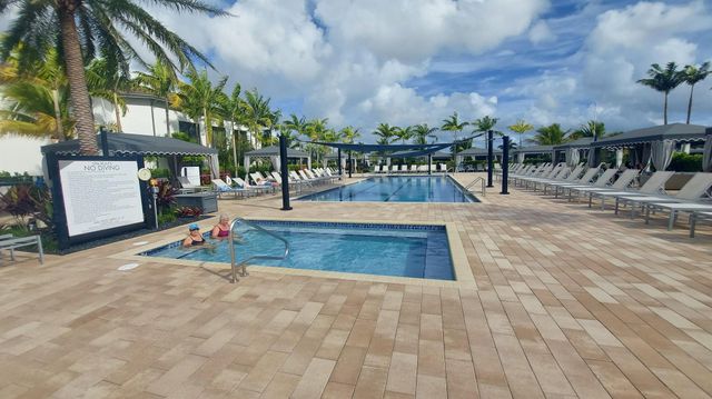 9802 Turning Bluff Lane, Boynton Beach, FL 33473