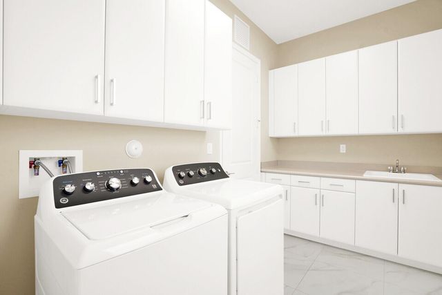 9802 Turning Bluff Lane, Boynton Beach, FL 33473