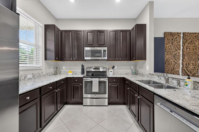 10160 SW Azzo Lane, Port St. Lucie, FL 34986